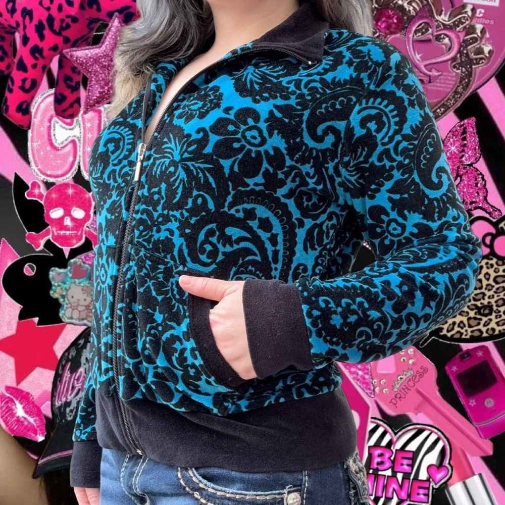 vtg y2k mcbling juicy/affliction style scenecore velour jacket, fits like sm
